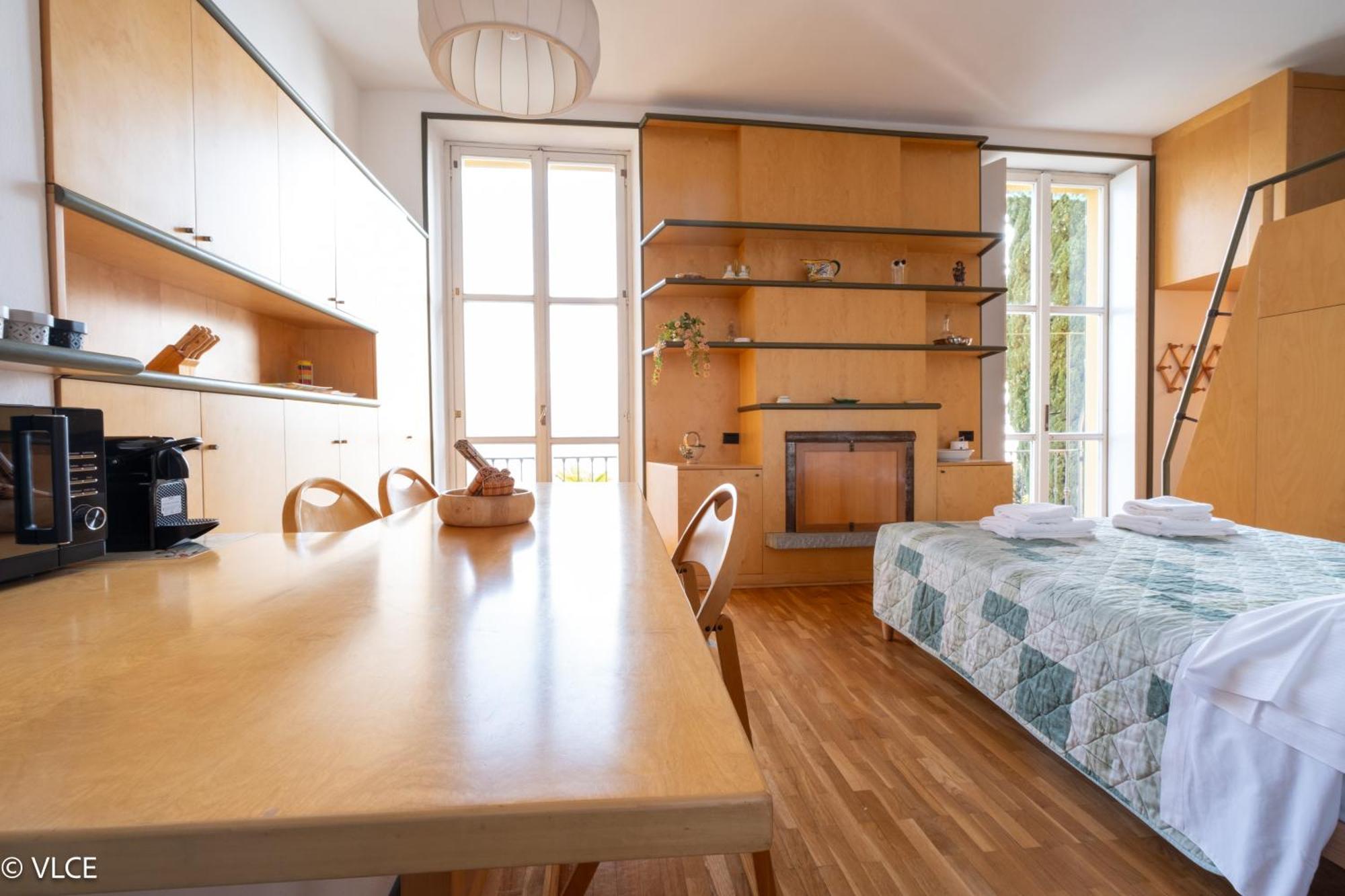 Appartamento La Casa Di Anna Varenna Esterno foto